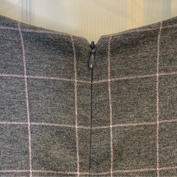 LOFT Plus Windowpane Plaid Shift Dress Ruffled Stretch Sleeveless Size 22 - Picture 7 of 11